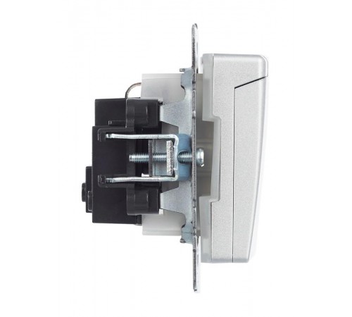 BRITE Розетка с заземлением со шторками с кр. 16А IP44 РСбш10-3-44-БрА алюминий  BR-R16-16-44-K47  IEK