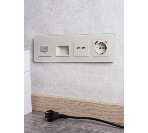 BRITE Рамка 4-ая РУ-4-2-Бр стекло песчаный RE  BR-M42-G-41-K98  IEK