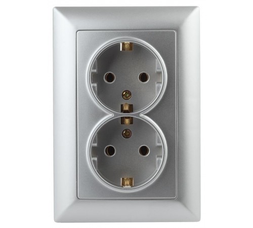 Розетка Intro Solo 4-205-03 с заземлением двойная 2X2P+E Schuko, 16А-250В, IP20, СУ, алюминий  Б0053664  Intro