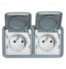 Plexo Серый Коробка 2-ая для наружного монтажа горизонтальная IP55  069672  Legrand