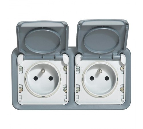 Plexo Серый Коробка 2-ая для наружного монтажа горизонтальная IP55  069672  Legrand