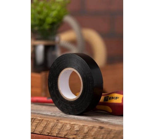 Изолента, класс А (профессиональная), 0.18х19мм, 20 метров, черная EKF Simple  plc-iz-a-b  EKF