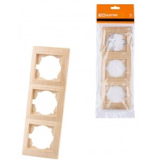 Рамка 3-х постовая вертикальная сосна "Лама"  SQ1815-0334  TDM