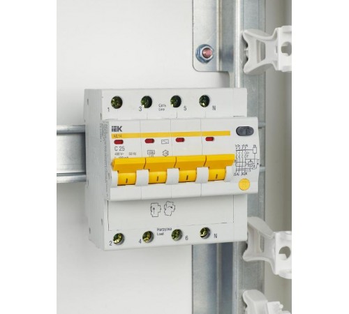 Выключатель автоматический дифференциального тока АД14 4п 25А C 100мА тип AC (5 мод)  MAD10-4-025-C-100  IEK