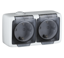 Розетка открытой установки, двухместная, с заземляющим контактом, со шторками, брызгозащищенная, цвет белая  РА16-252  HEGEL