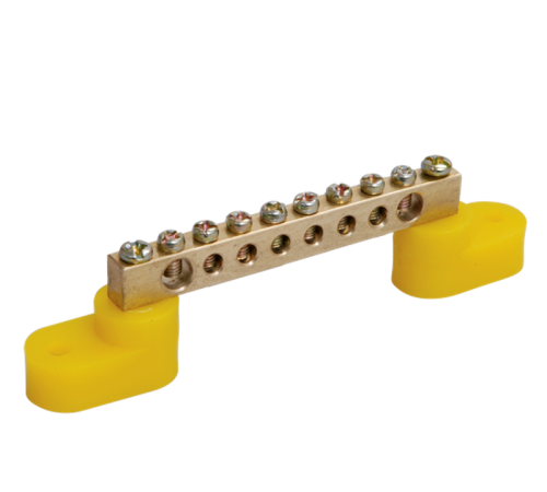 Шина PE "земля" на двух угловых изоляторах ШНИ-6х9-8-У2-Ж  YNN10-69-8C2-K05  IEK