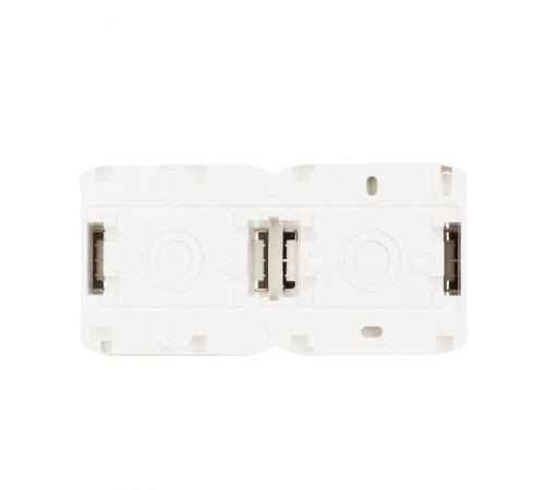 Quteo Белый Блок Выключатель 1-клавишный +розетка с заземлением со шторками IP44  782318  Legrand