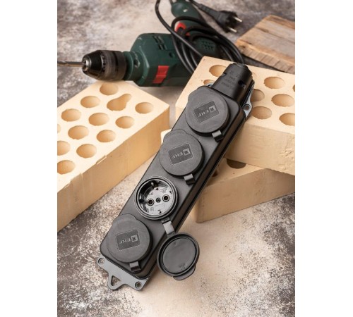 Розетка четырехместная с защит. крышками каучуковая 230В 2P+PE 16A IP44 EKF PROximaRPS-020-16-230-44EKF