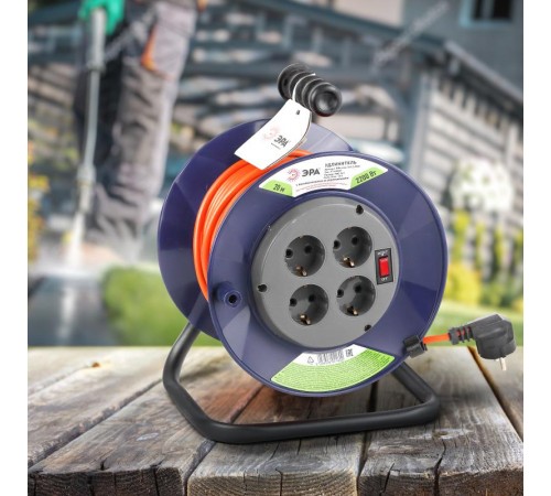 Удлинитель силовой ЭРА RPx-4es-3х1.0-20m на п. катушке c/з 4 гн 20м ПВС 3х1  Б0043054  ЭРА