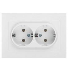 Розетка Intro Accent 6-205-01 2X2P+E Schuko, 16А-250В, IP20, СУ, AL/CU, белый   Б0063485  Intro