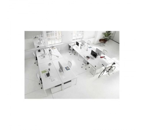 Simon S400 Врезной розеточный блок с крыш., и мет.вводом, 3x2P+E, 2xUSB заряд. уст.,2 пустых модуля белый, S400  45623000-130  Simon