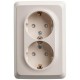 Этюд Кремовый О/У Розетка 2-ая угловая с заземлением со шторками 16А 250B  PA16-108K  SE