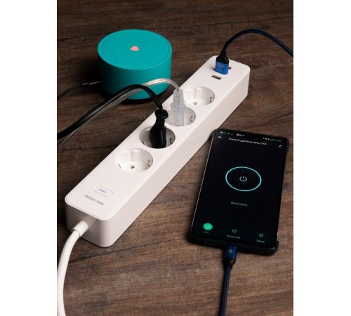 Удлинитель Умный с управлением по Wi-Fi 4 гнезда + 3хUSB с выкл. бел. HomeConnect  RCE-1-WF  EKF
