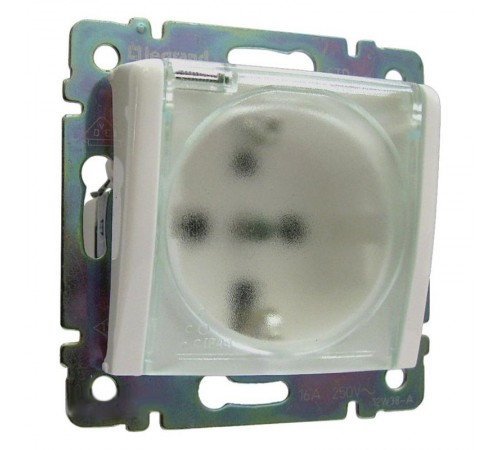 Valena Белый Розетка 1-ая с/з с крышкой и защитными шторками IP44 (к простой рамке)  774220  Legrand