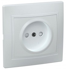 КВАРТА Белый Розетка 1-местная без заземления cо шторками 10А РСш10-2-КБ  ERK10-K01-10-DM  GENERICA
