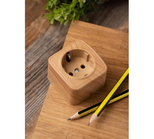 Розетка 1-местная ОП Минск 16А с заземлением светлое дерево EKF  EGR16-028-30  EKF