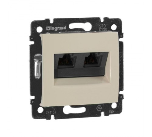 Valena Сл. кость Розетка комп(RJ45) 2-ая 5 кат.крепление винт с лапками  774131  Legrand