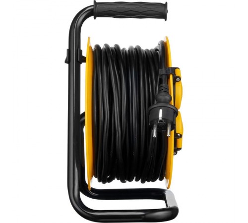 Удлинитель на катушке УК30 с т/з 4 места 2Р+PЕ/30метров 3х1,5мм2 IP44 "Industrial plus"  WKP15-16-04-30-44  IEK