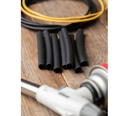 Термоусаживаемая трубка ТУТк с клеевым слоем нг 9/3 черная в отрезках по 1м EKF PROxima  tut-k9-b  EKF