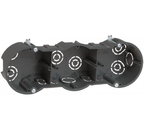 Коробка установочная 212х70х45 трехместная КМ40009 с саморезами  UKT30-212-070-045  IEK