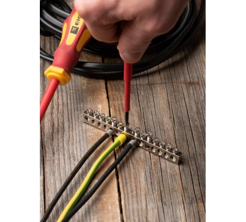 Шина "PE" 63.14 (никель) EKF PROxima  sn1-63-14  EKF