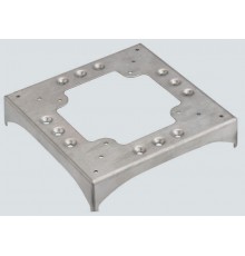 Simon Connect Соединительный цоколь, 1 перф. к/к 85x18мм, 3 отверст. к/к 130х18мм, сталь  KTA831-8  Simon