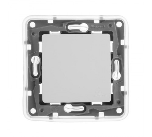 Etika Белый Выключатель/Переключатель IP44 10А  672200  Legrand