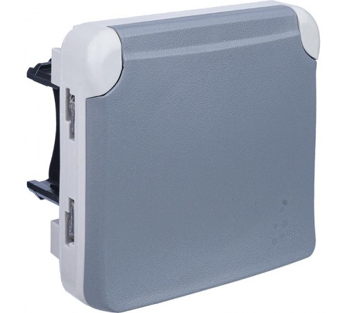 Plexo Серый Розетка с/з с крышкой винтовой зажим IP55  069571  Legrand