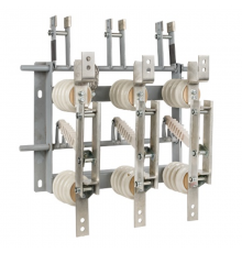 Разъединитель РВЗ-10/630-II УХЛ3 с приводом ПР-10 EKF Stingray  rvz-10-630-IIz  EKF