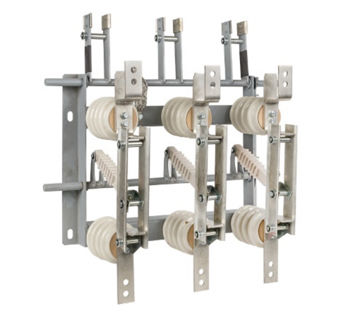 Разъединитель РВЗ-10/630-III УХЛ3 с приводом ПР-10 EKF Stingray  rvz-10-630-IIIz  EKF