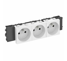 Розетка тройная 0° Modul45connect франц. стандарт, 250 В, 16A (белый) (STD-F0C RW3)  6120572  OBO Bettermann