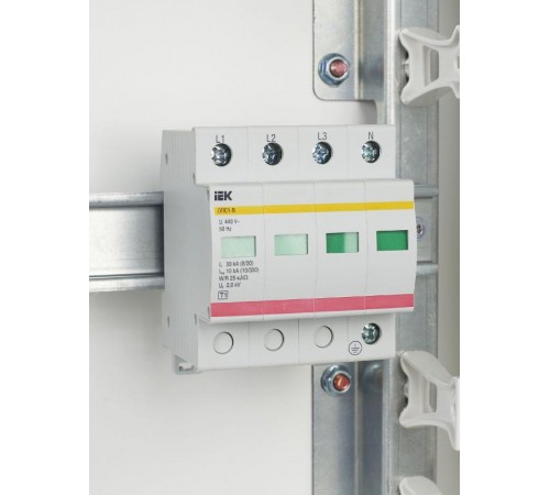 Ограничитель импульсного перенапряжения ОПС1-B 4Р In=30kA Un=400B Im=60kA  MOP20-4-B  IEK