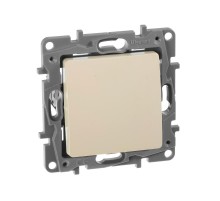 Etika Слоновая кость Кнопка автоматическая 6А  672314  Legrand
