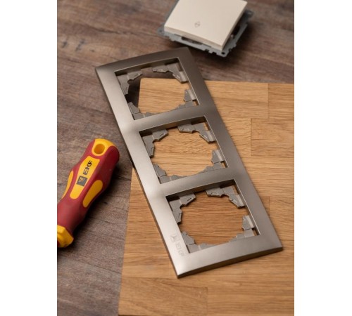 Валенсия Рамка 3-местная кашемир EKF   EWM-G-303-40   EKF