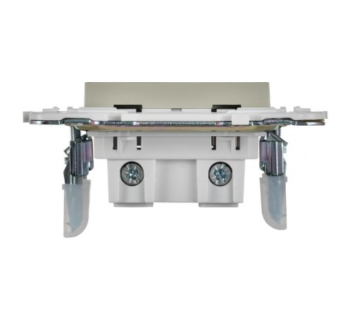 SKANDY Розетка без з/к с з/ш 10А SK-R01B бежевый  SK-R13-10-K10  IEK