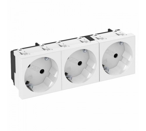 Розетка тройная 33° с з/к, 250 В, 16A (белый) (STD-D3 RW3)  6120122  OBO Bettermann