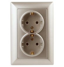 Розетка Intro Solo 4-205-04 с заземлением двойная 2X2P+E Schuko, 16А-250В, IP20, СУ, шампань  Б0053676  Intro