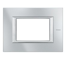 Axolute. Рамка декоративная прямоугольная итальянского стандарта. Цвет "Алюминий" Монохром. 3 модуля.  HA4803HC  Legrand