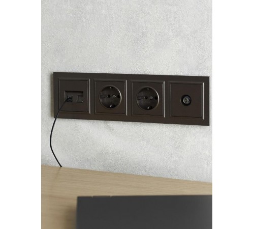 BRITE Рамка 4-ая РУ-4-БрТБ темная бронза  BR-M42-K45  IEK