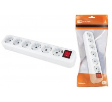 Колодка розеточная 6 гнезд 2П+З с выключателем16А 250В белая   SQ1806-0040  TDM