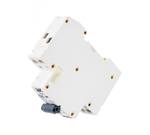 Выключатель автоматический дифференциального тока АВДТ B06S 1P+NP C25 30мА тип AC (18мм) ARMAT IEK  AR-B06S-1N-C25C030  IEK