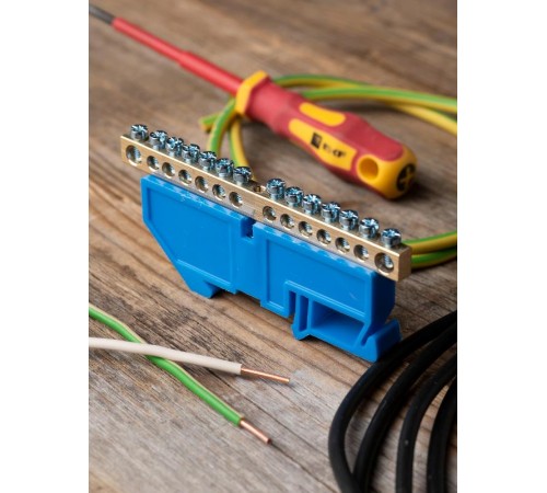 Шина "0" N 63.14 изолятор на DIN-рейку (латунь) EKF PROxima  sn0-63-14-d  EKF