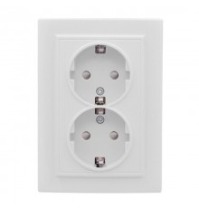 Минск Розетка 2-местная СП с заземлением 16А белая с защ. штор. EKF Basic  ERR16-128-100  EKF