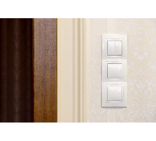 Unica Белый Выключатель 2-клавишный (сх.5)  MGU5.211.18ZD  Schneider Electric