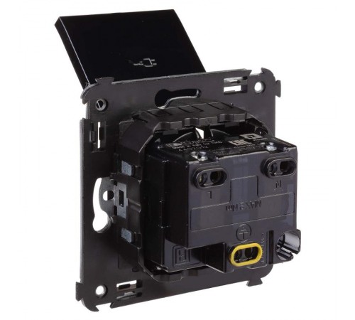 Розетка с крышкой в стену, 2P+E, "Avanti", "Черный квадрат"  4402013  DKC