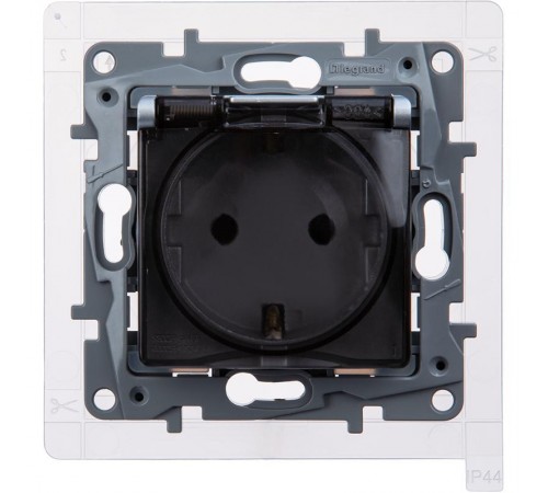 Розетка с заземлением IP44 - Legrand Etika - со шторками с защитной крышкой 16А 250В безвинтовые зажимы - алюминий  672426  Legrand