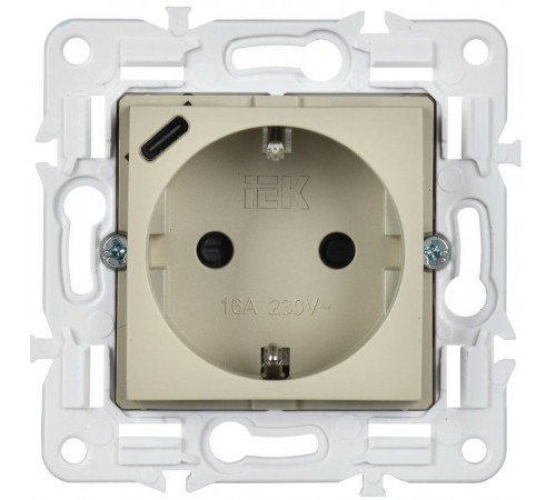SKANDY Розетка с заземлением с защитными шторками 16А с USB C 18Вт SK-R17B бежевый   SK-R14-16-U14-018-K10  IEK