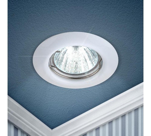 Светильник точечный встраиваемый под лампу ST3 50Вт MR16 белый штампованный  C0043801  ЭРА