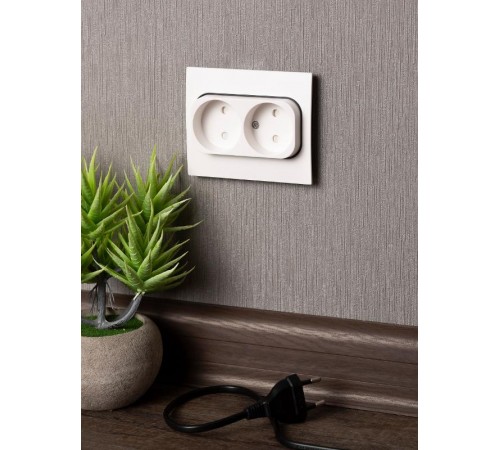 Стокгольм Механизм Розетки 2-местной б/з 10А белый с защ. штор. PROxima  EYR10-102-10  EKF