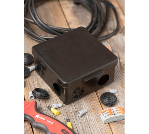 Коробка распределительная КМР-030-014 с крышкой (100х100х50), 8 мембр. вводов чёрная IP54  plc-kmr-030-014-b  EKF